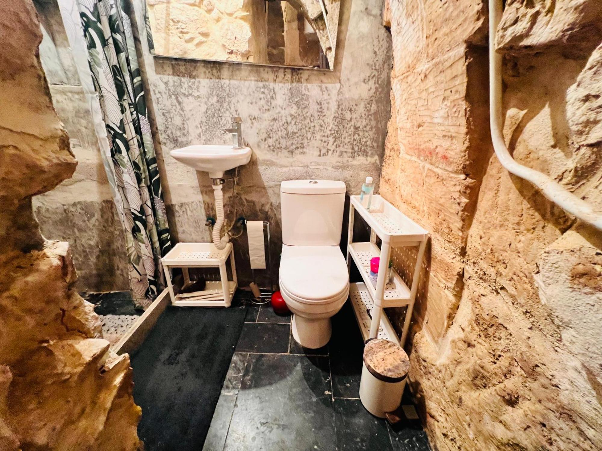 Charming Townhouse Prime Area Valletta Apartment Luaran gambar