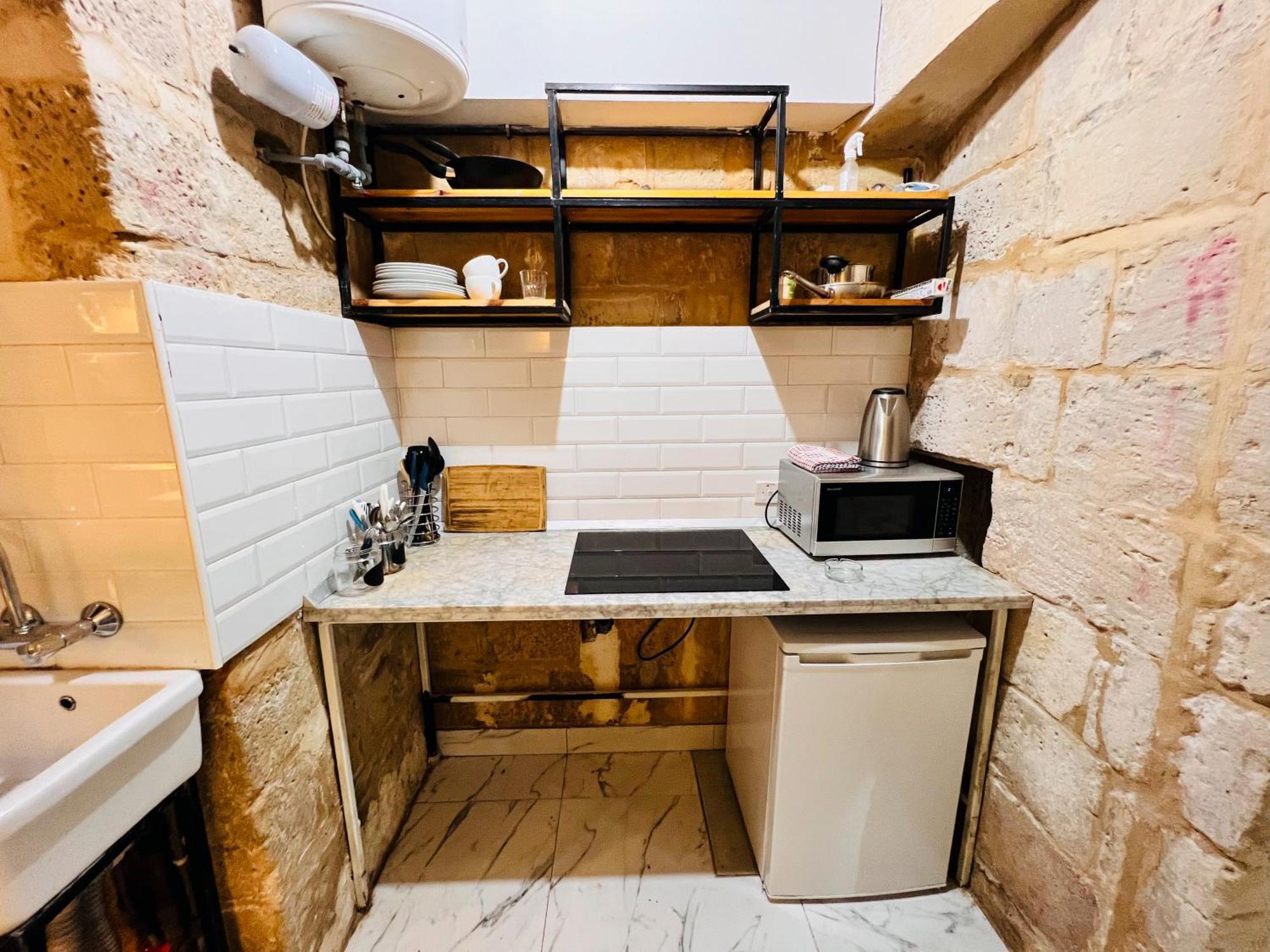 Charming Townhouse Prime Area Valletta Apartment Luaran gambar