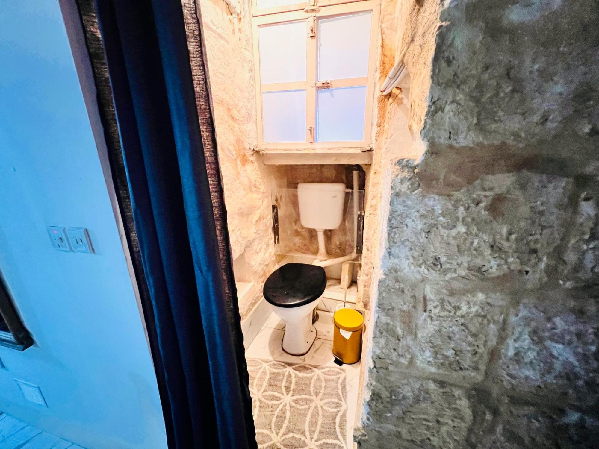 Charming Townhouse Prime Area Valletta Apartment Luaran gambar